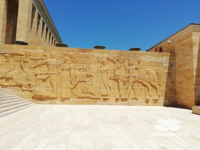 Аныткабир (Anıtkabir), или Мавзолей Ататюрка