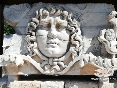 Руины храма Аполлона